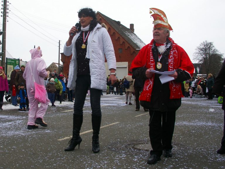 2013 Yve die Moderatorin