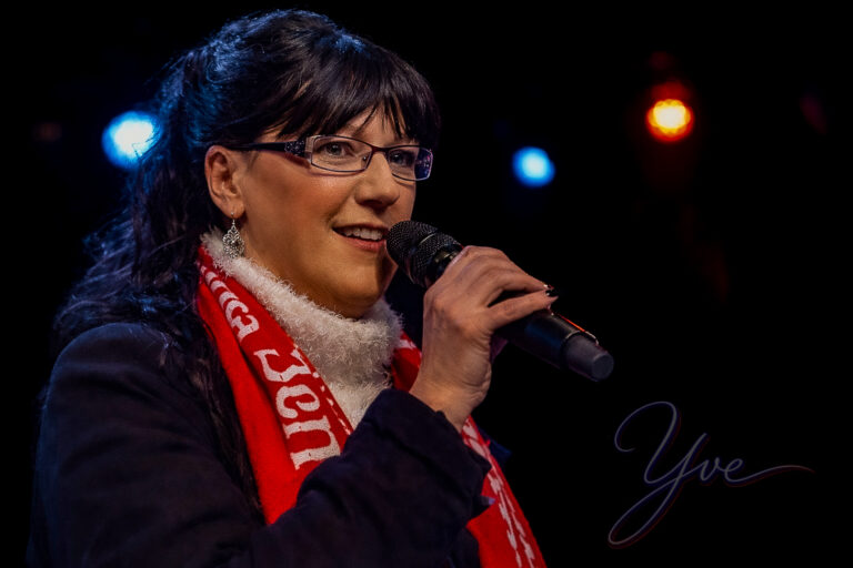 Yve – Moderatorin vom Gauseberg